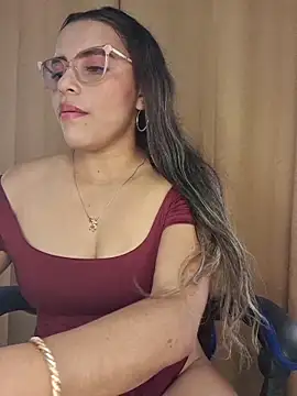 Snapshot of Estrella_em chatting on May 23, 6:23 pm Estrella em online show from May 23, 6:23 pm