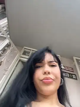 Snapshot of FERNANDAXX_ chatting on May 25, 4:24 pm FERNANDAXX online show from May 25, 4:24 pm