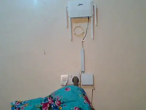 Snapshot of Shania_loveer chatting on May 29, 5:44 pm Shania loveer online show from May 29, 5:44 pm