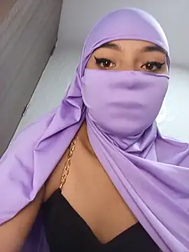 Snapshot of Samira_1 chatting on June 17, 10:00 pm Samira 1 online show from June 17, 10:00 pm