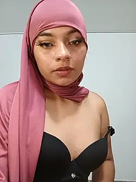 Snapshot of Samira_1 chatting on July 2, 11:22 pm Samira 1 online show from July 2, 11:22 pm