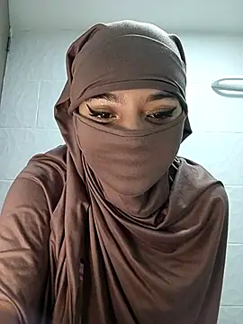 Snapshot of Samira_1 chatting on July 15, 11:21 pm Samira 1 online show from July 15, 11:21 pm