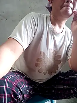 Snapshot of Jiju-min chatting on June 16, 12:46 am Jiju-min online show from June 16, 12:46 am