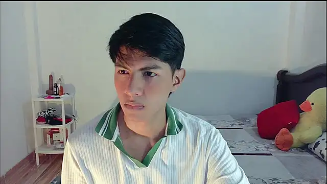 Snapshot of phuwin_bj chatting on July 18, 6:17 am phuwin bj online show from July 18, 6:17 am