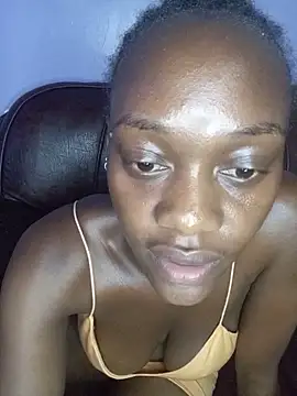 Snapshot of Paulahaze chatting on June 9, 9:26 pm Paulahaze online show from June 9, 9:26 pm