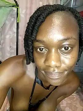Snapshot of Paulahaze chatting on July 9, 7:51 pm Paulahaze online show from July 9, 7:51 pm