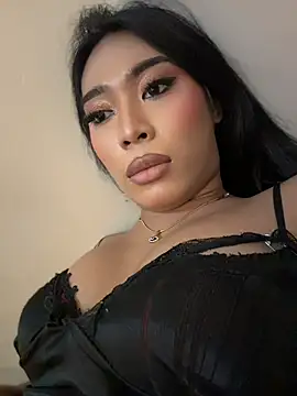 Snapshot of hugecock_tamira chatting on July 1, 9:58 pm hugecock tamira online show from July 1, 9:58 pm