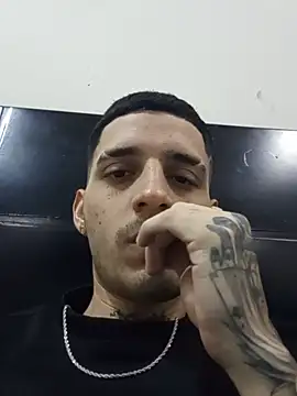 Snapshot of boy_max_latin chatting on July 11, 7:27 pm boy max latin online show from July 11, 7:27 pm