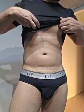 Snapshot of ORTIZ96hot chatting on July 7, 5:54 am ORTIZ96hot online show from July 7, 5:54 am