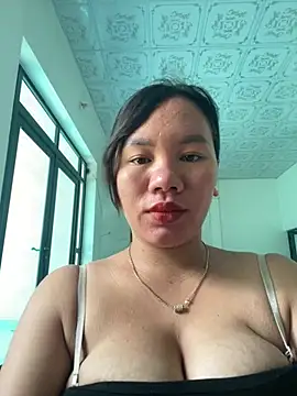 Snapshot of Suki-love chatting on July 13, 5:10 am Suki-love online show from July 13, 5:10 am