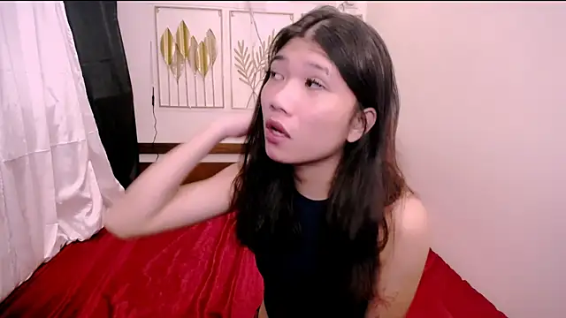 Snapshot of naughtygirl_lily chatting on June 15, 2:19 pm naughtygirl lily online show from June 15, 2:19 pm