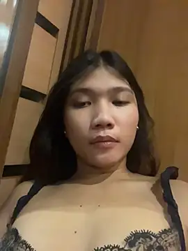 Snapshot of naughtygirl_lily chatting on July 10, 9:34 am naughtygirl lily online show from July 10, 9:34 am