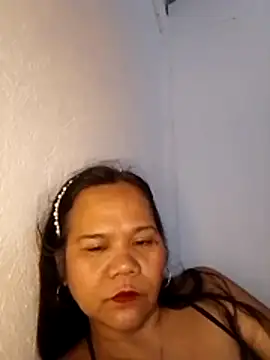 Snapshot of missLiLy07 chatting on June 14, 5:15 pm missLiLy07 online show from June 14, 5:15 pm