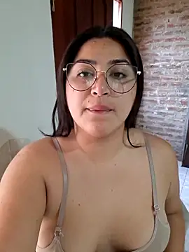 morena95  online show from June 6, 8:24 pm