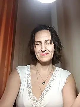 Snapshot of Alene_Lorrie chatting on May 29, 5:49 am Alene Lorrie online show from May 29, 5:49 am