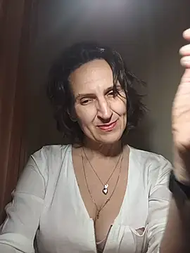 Snapshot of Alene_Lorrie chatting on June 1, 9:22 am Alene Lorrie online show from June 1, 9:22 am