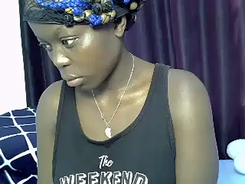 Snapshot of ebonycurvedass chatting on July 8, 11:58 am ebonycurvedass online show from July 8, 11:58 am