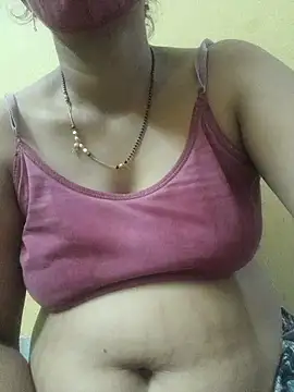Snapshot of Naughty_ayesha09 chatting on June 28, 10:10 am Naughty ayesha09 online show from June 28, 10:10 am