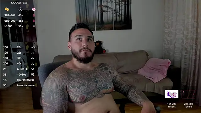 Snapshot of Gymdominus chatting on July 9, 9:35 am Gymdominus online show from July 9, 9:35 am