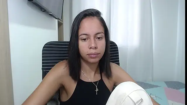 Snapshot of Valeria_Santos_ chatting on May 27, 2:47 pm Valeria Santos online show from May 27, 2:47 pm