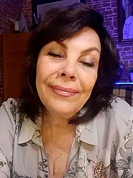 Snapshot of SannyMI-LF chatting on May 31, 10:11 pm SannyMI-LF online show from May 31, 10:11 pm