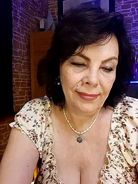 Snapshot of SannyMI-LF chatting on July 18, 9:18 pm SannyMI-LF online show from July 18, 9:18 pm