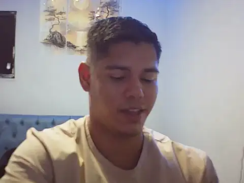 Snapshot of klars_mood1 chatting on June 23, 10:52 pm klars mood1 online show from June 23, 10:52 pm