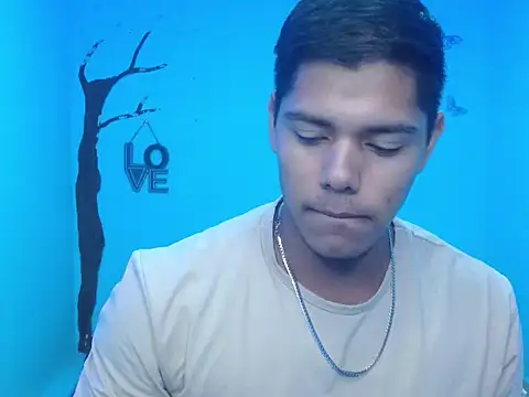 Snapshot of klars_mood1 chatting on July 9, 11:31 pm klars mood1 online show from July 9, 11:31 pm
