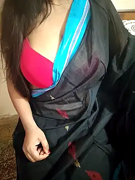 Snapshot of radhikagupta345 chatting on June 12, 7:02 pm radhikagupta345 online show from June 12, 7:02 pm
