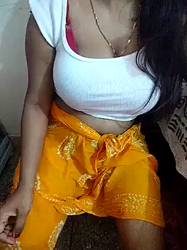 Snapshot of radhikagupta345 chatting on June 15, 7:43 am radhikagupta345 online show from June 15, 7:43 am