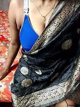 Snapshot of radhikagupta345 chatting on June 16, 2:30 pm radhikagupta345 online show from June 16, 2:30 pm