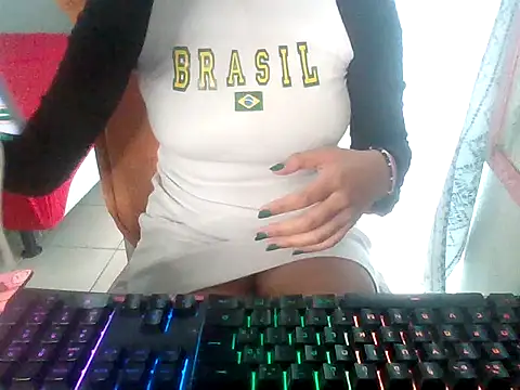 Snapshot of moraninha chatting on June 29, 5:24 pm moraninha online show from June 29, 5:24 pm
