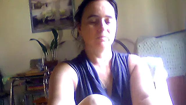 Snapshot of AniaCool77 chatting on August 5, 6:27 am AniaCool77 online show from August 5, 6:27 am