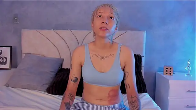 vane grey online show from July 27, 6:37 pm