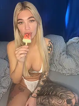 Snapshot of Inked_Angel1 chatting on May 26, 6:09 am Inked Angel1 online show from May 26, 6:09 am