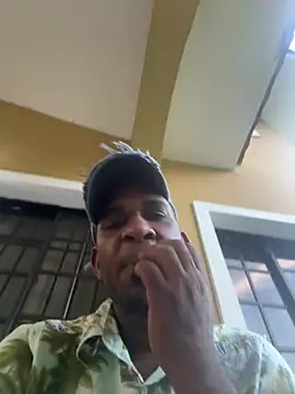 Snapshot of rafa037 chatting on June 16, 11:18 pm rafa037 online show from June 16, 11:18 pm