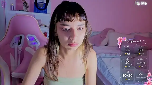 Snapshot of little_rachel_cute chatting on July 16, 11:33 pm little rachel cute online show from July 16, 11:33 pm