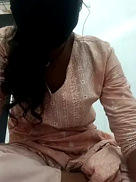 Snapshot of mistrisingh89 chatting on July 15, 10:53 am mistrisingh89 online show from July 15, 10:53 am