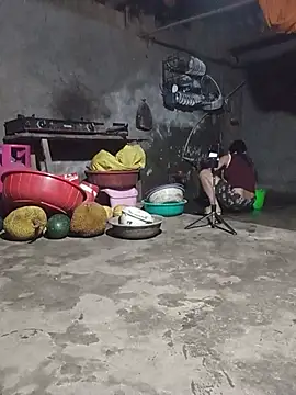 Snapshot of Heryy_xx chatting on June 21, 9:50 pm Heryy xx online show from June 21, 9:50 pm