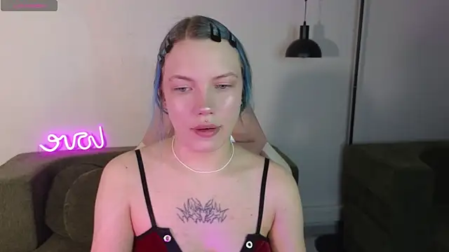 Snapshot of Eva_Greer chatting on July 13, 1:19 am Eva Greer online show from July 13, 1:19 am