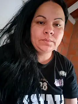 Snapshot of Latimida chatting on July 10, 11:46 am Latimida online show from July 10, 11:46 am