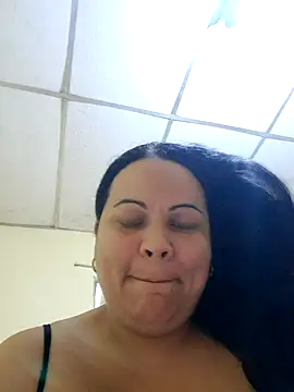 Snapshot of Latimida chatting on July 11, 8:22 pm Latimida online show from July 11, 8:22 pm
