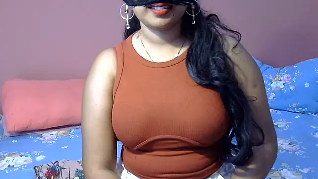 Snapshot of sexy_shala6 chatting on July 15, 5:23 am sexy shala6 online show from July 15, 5:23 am