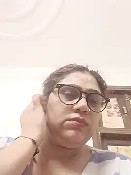 yourchahat27 online show from July 11, 12:52 pm