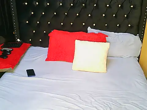 Snapshot of _andy_sasha chatting on July 20, 12:18 pm andy sasha online show from July 20, 12:18 pm