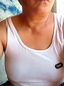 Snapshot of Bong_sexy chatting on July 14, 3:22 am Bong sexy online show from July 14, 3:22 am
