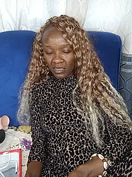 Snapshot of ariahsexy chatting on July 7, 7:45 am ariahsexy online show from July 7, 7:45 am