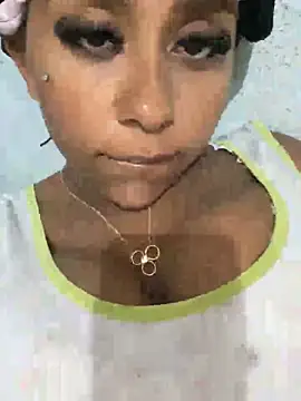 Snapshot of jhenannyy chatting on June 4, 11:00 pm jhenannyy online show from June 4, 11:00 pm
