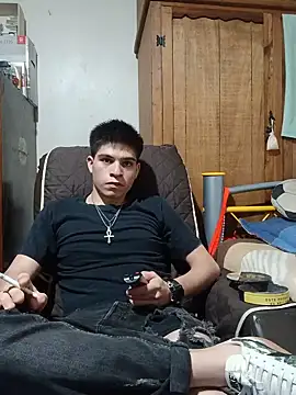 Snapshot of Oliver_LA chatting on July 27, 11:12 pm Oliver LA online show from July 27, 11:12 pm