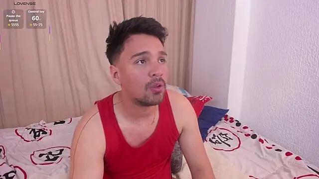 Snapshot of max_ed chatting on July 13, 3:48 pm max ed online show from July 13, 3:48 pm